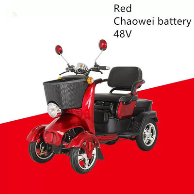 Huishoudelijk elektrisch voertuig met vier wielen kleine scooter elektrisch voertuig met drie zitplaatsen voor volwassenen en ouderen voor vrije tijd